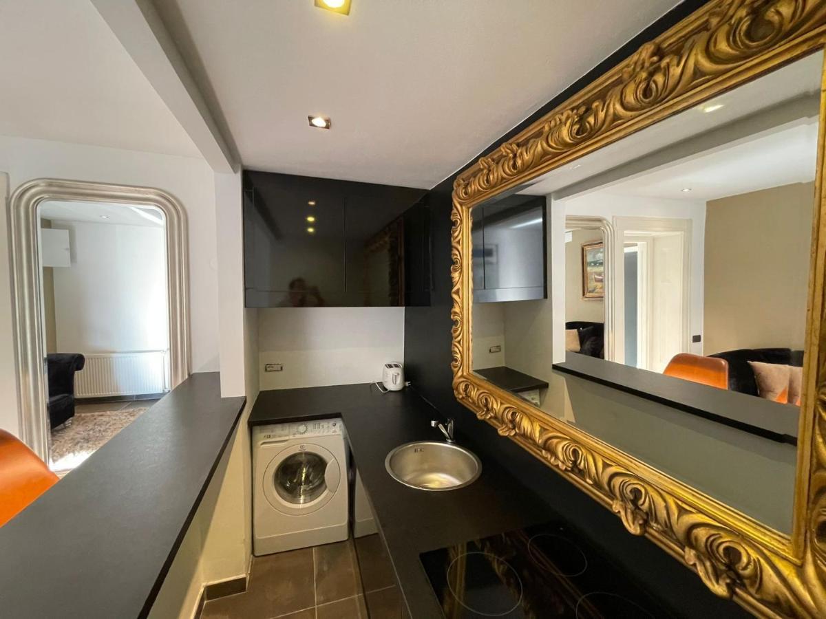 Luxury Suites Down Town Budapest Exterior photo